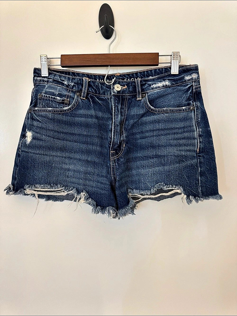 American Eagle Women's Denim Jean Shorts Size 8
